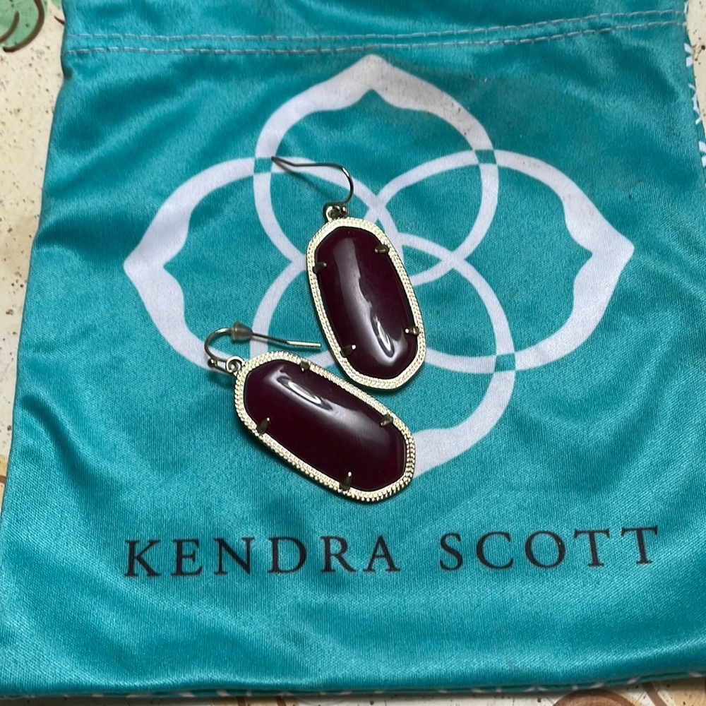 Kendra Scott-Lee Burgundy Earrings